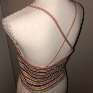 Kendall & Kylie Tops - Kendall & Kylie Crop top Kendall & Kylie Tops - Kendall & Kylie Crop top